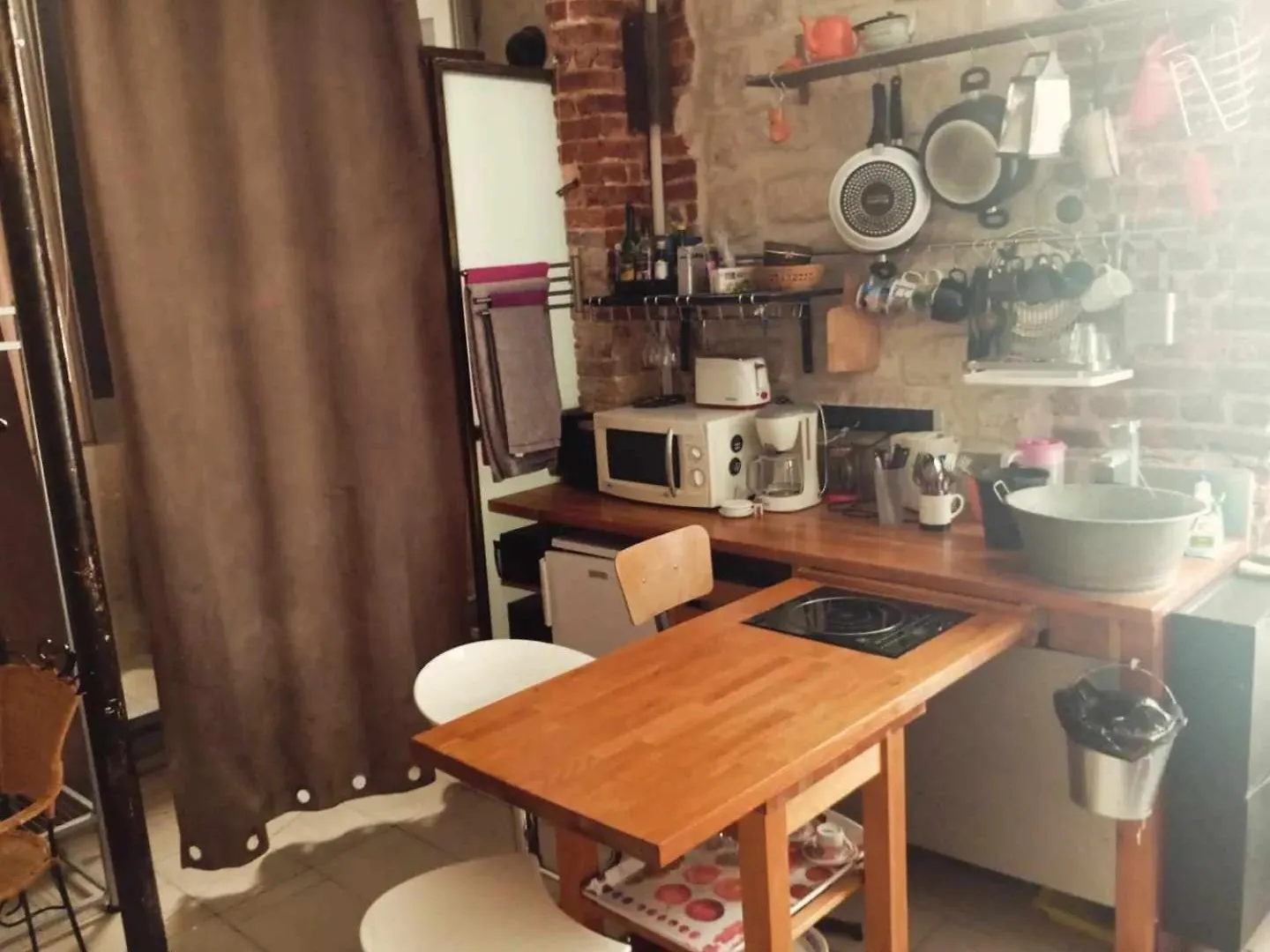 Apartment Studio Sur Cour A Deux Pas Du Canal Saint-Martin Paris France