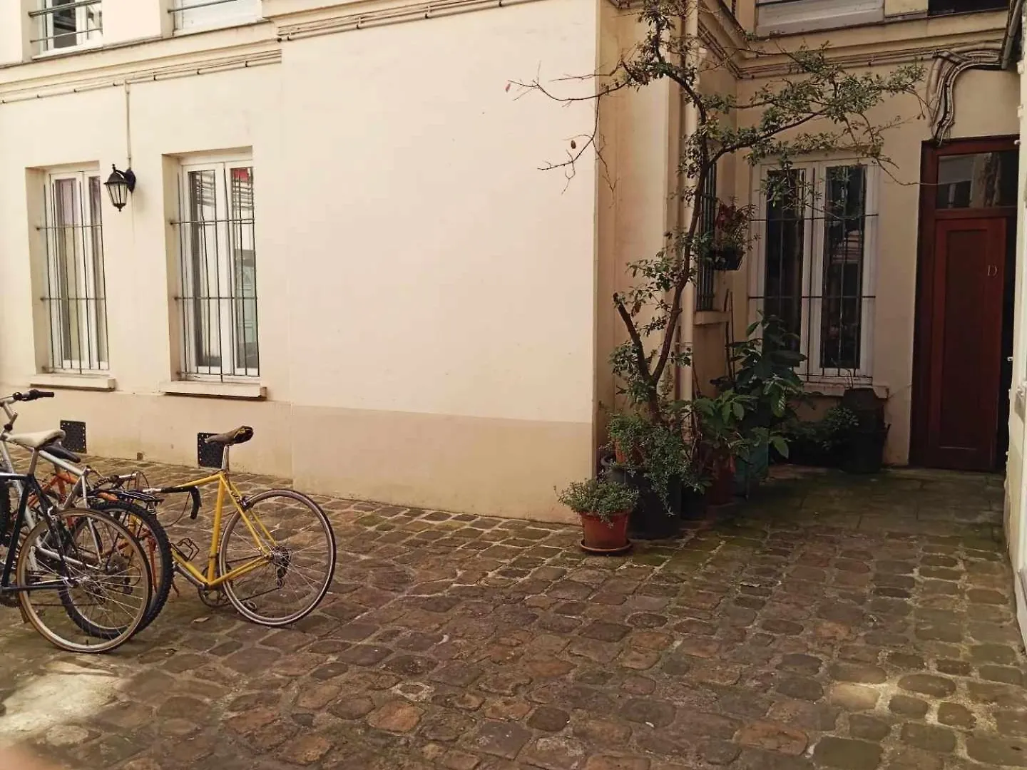 Studio Sur Cour A Deux Pas Du Canal Saint-Martin 巴黎 公寓